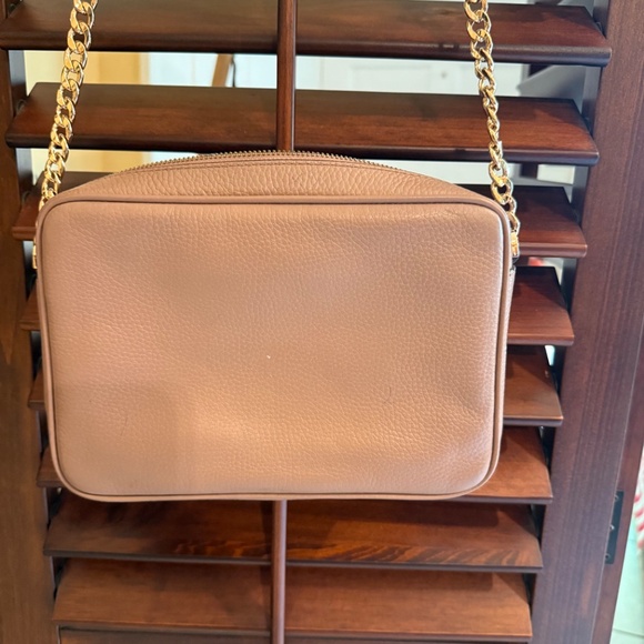 MICHAEL KORS FAWN CROSSBODY BAG EXCELLENT - Picture 2 of 8